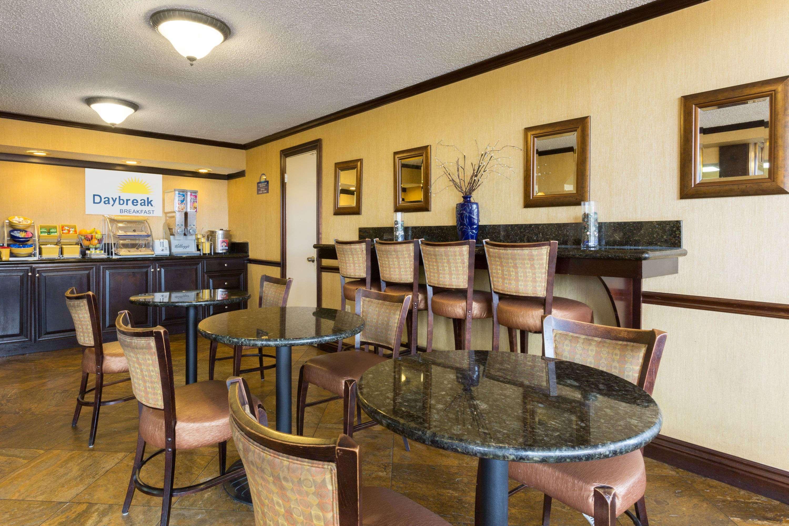 Days Inn & Suites By Wyndham ויקסבורג מראה חיצוני תמונה
