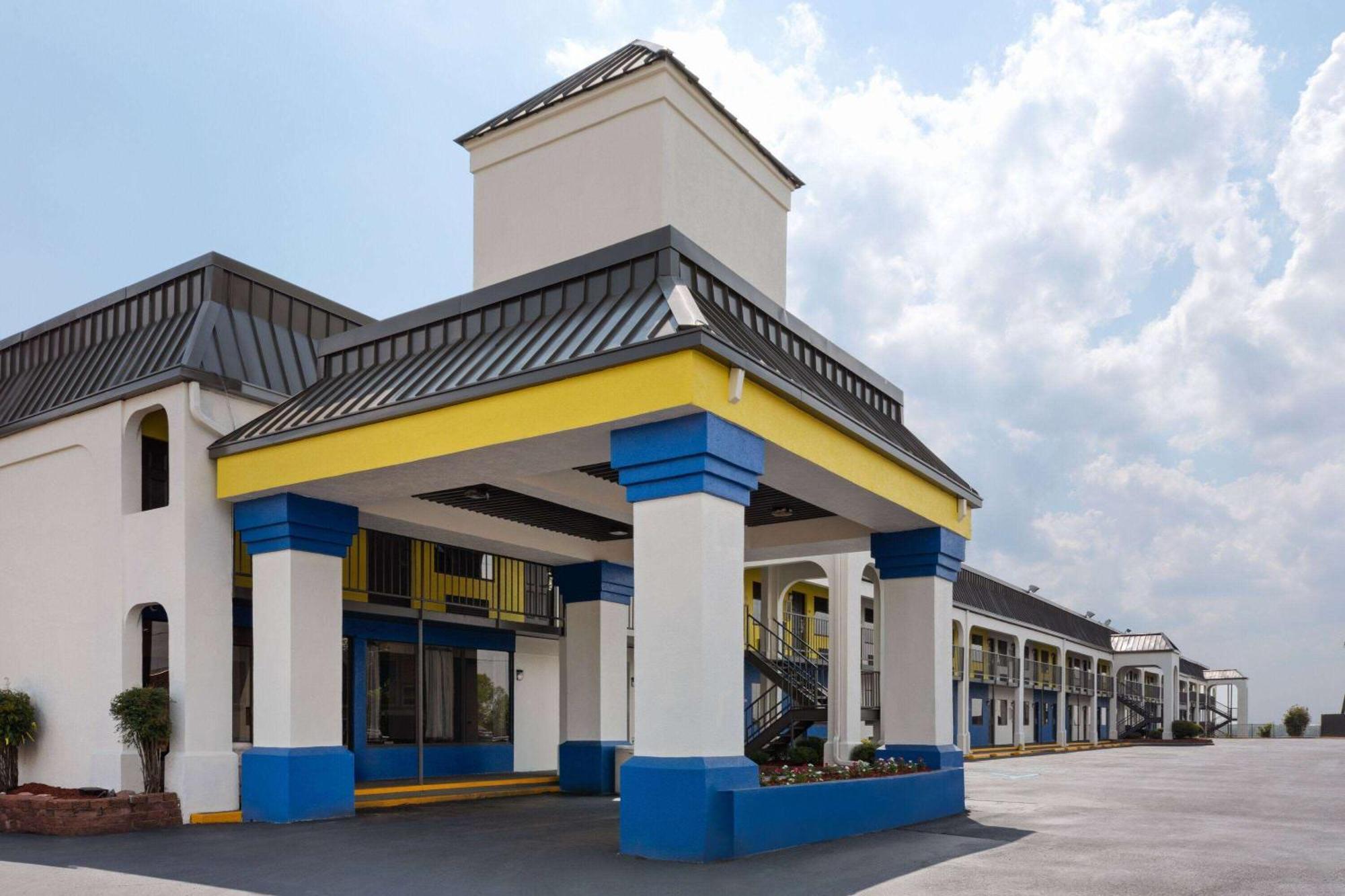 Days Inn & Suites By Wyndham ויקסבורג מראה חיצוני תמונה